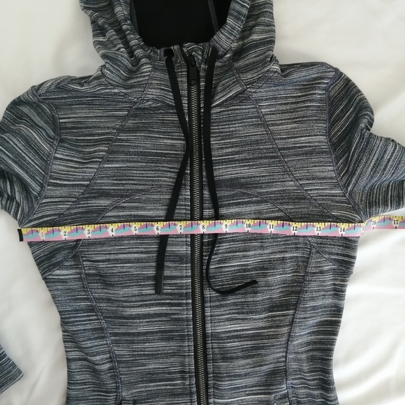 Lululemon Hooded Define Jacket Size 4 Heathered Black White Gray - Picture 14 of 16